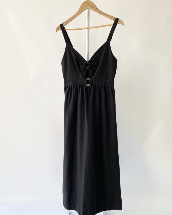 Vestido longo preto detalhe busto GALLERIST PARA RIACHUELO - VENDIDO SISTEMA OTO - M