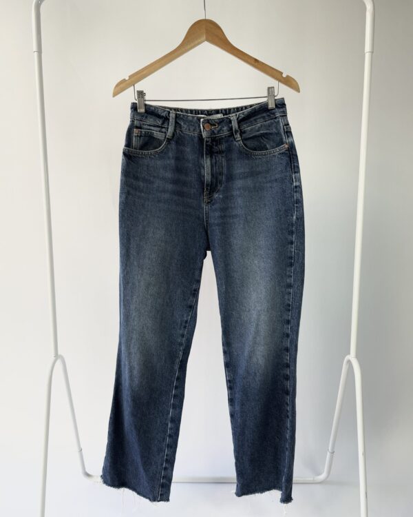 Calça jeans reta ZARA - 38 - VENDIDO SISTEMA OTO