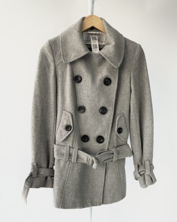 Casaco cinza botoes pretos RIVER ISLAND - 36 - VENDIDO SISTEMA OTO