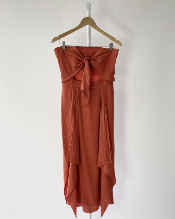Vestido midi linho sem alça terracota ANIMALE - 40 - VENDIDO SISTEMA OTO