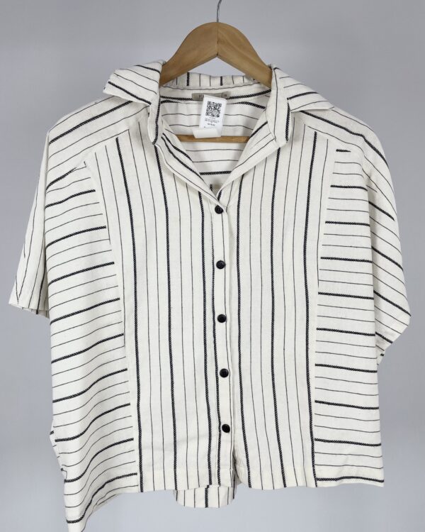 Camisa manga curta p&b listrada PEAHI - G - VENDIDO SIST OTO