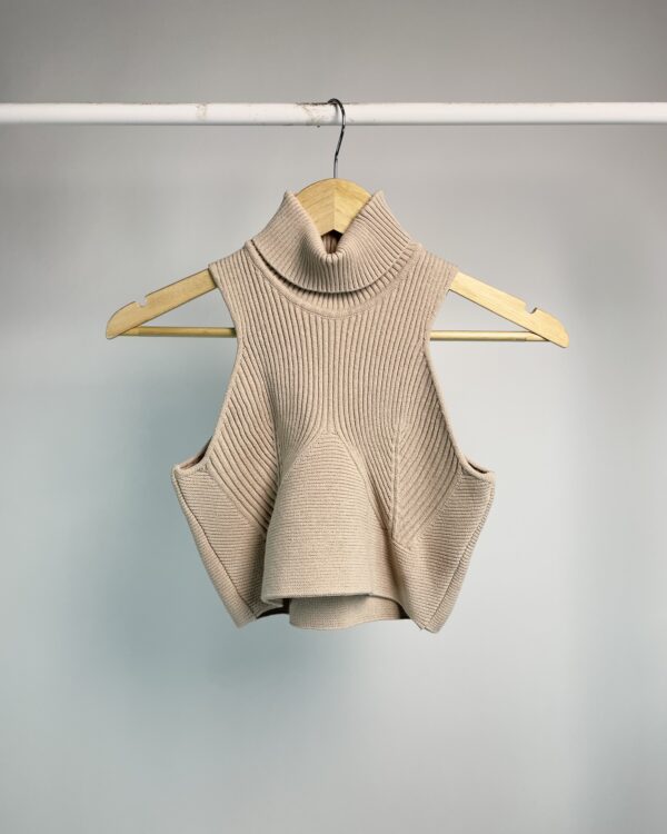 Cropped tricot bege gola alta LITT - G - VENDIDO SISTEMA OTO