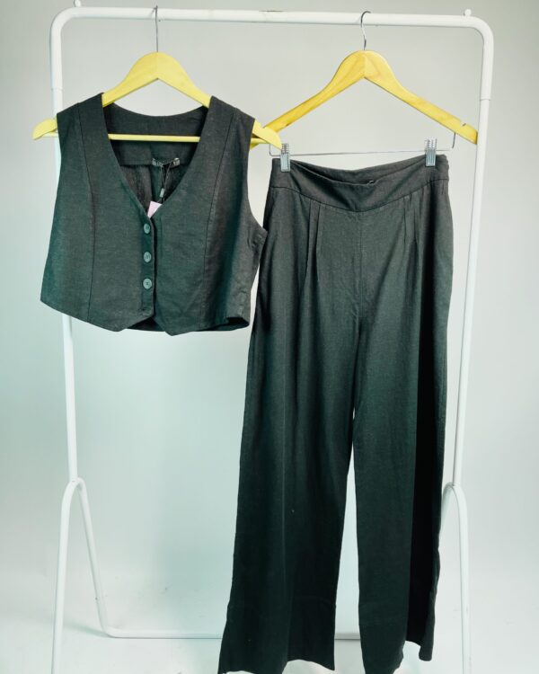 Conjunto linho calça e colete preto LIZIE - P - VENDIDO SISTEMA OTO