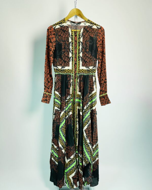 Vestido manga longa seda mix de estampas EVA - P - VENDIDO SISTEMA OTO