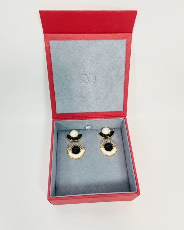 Brinco off, preto, dourado e cinza  MARINA FRERING - VENDIDO SISTEMA OTO