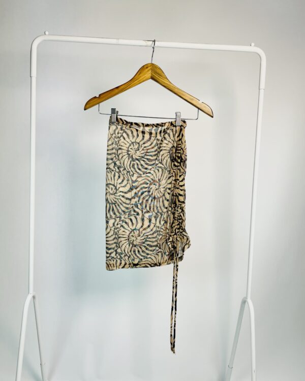 Saia curta tule marrom com preto NIDAS - M