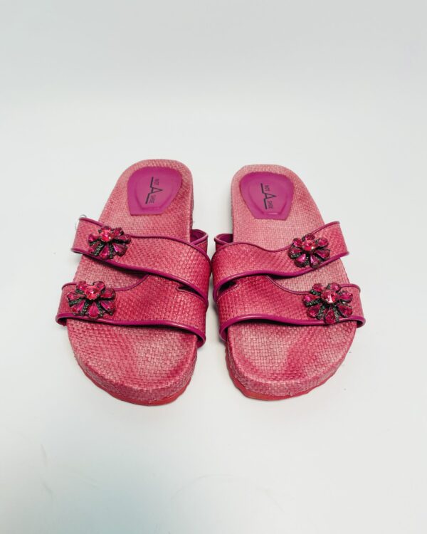 Papete rosa com flores de pedras NOT A SHOE - 39 - VENDIDO SISTEMA OTO