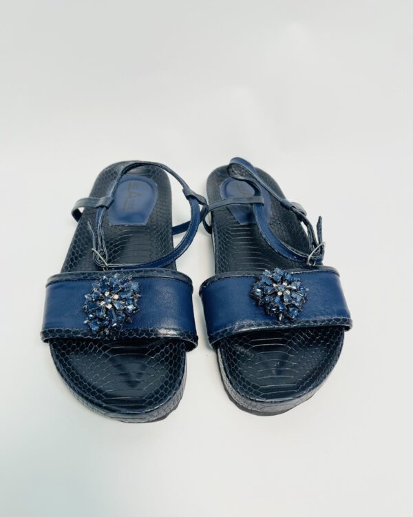 Papete azul marinho com pedraria de mesma cor NOT A SHOE - 39 *nunca usado* - VENDIDO SISTEMA OTO