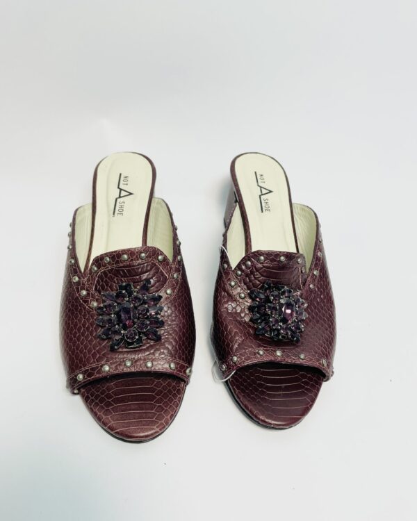Mule roxa com pedras na frente NOT A SHOE - 39