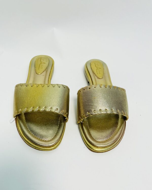 Rasteira dourada NOT A SHOE - 40 - VENDIDO SISTEMA OTO