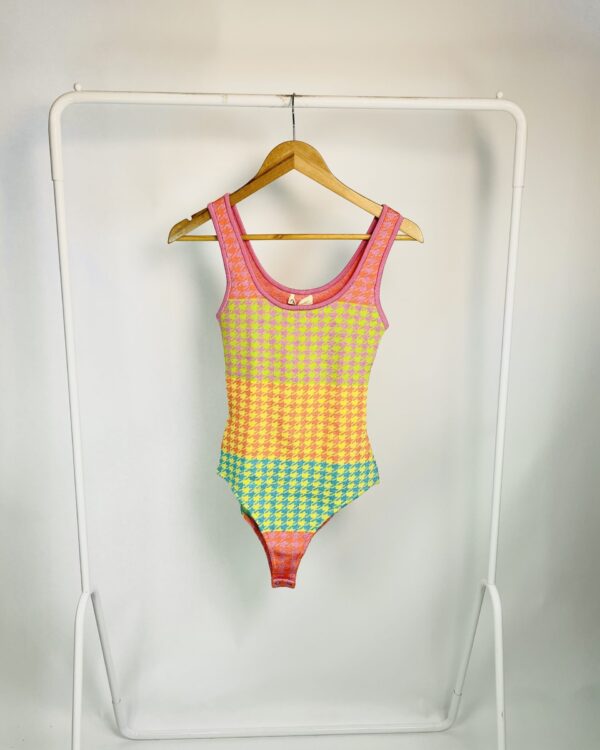 Body tricot pied de poule colorido com lurex NV - P *nunca usado* - VENDIDO SISTEMA OTO