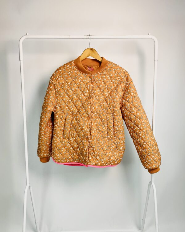 Casaco metalasse marrom com estampa flores brancas ZARA - PP - VENDIDO SISTEMA OTO