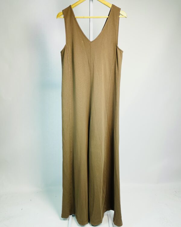 Macacão marrom malha decote v SACADA - G *nunca usado* - VENDIDO SISTEMA OTO