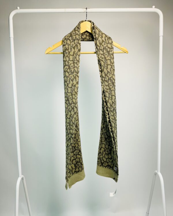 Lenço tricot marrom com estampa onça e lurex BLANCO - VENDIDO SISTEMA OTO