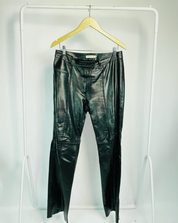 Calça couro preta NV - 38 - VENDIDO SISTEMA OTO