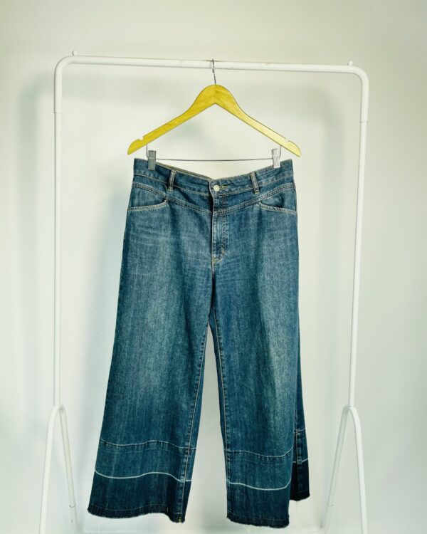 Calça pantacourt jeans EVA - 42 - VENDIDO SISTEMA OTO