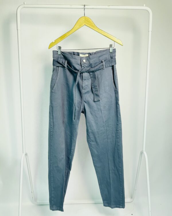 Calça sarja cinza faixa na cintura ZINZANE - M