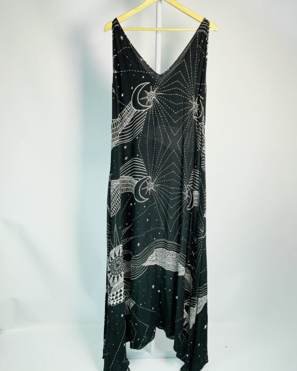 Vestido seda longo p&b estampado TRIYA - P - VENDIDO SISTEMA OTO