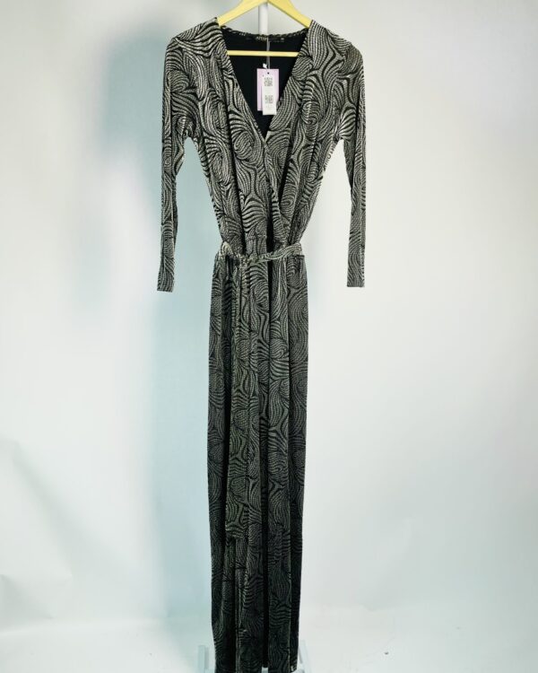 Vestido longo veludo cinza e preto estampado decote transpassado ATEEN - 38 - VENDIDO SISTEMA OTO