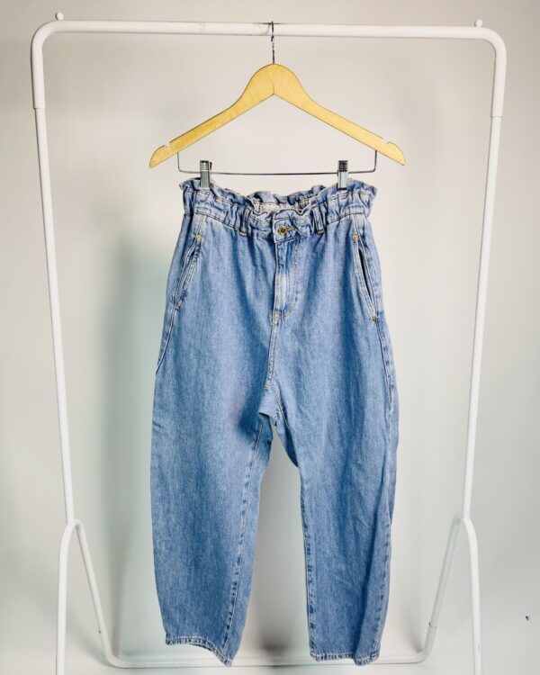 Calça jeans com elástico na cintura ZARA - 40 - VENDIDO SISTEMA OTO