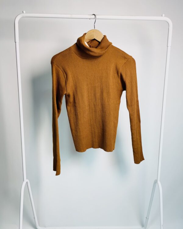 Blusa cacharrel tricot caramelo CACAY - M *nunca usado* - VENDIDO SISTEMA OTO