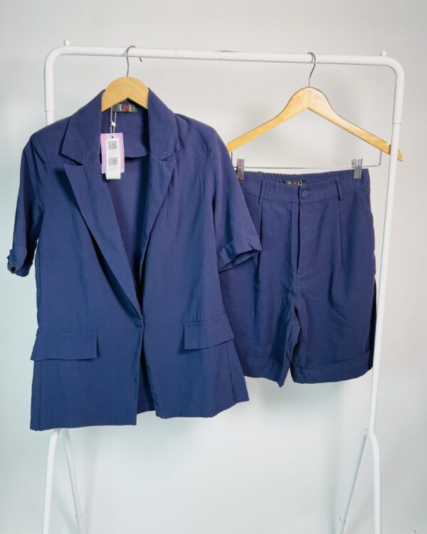 Conjunto camisa blazer e bermuda azul marinho com elástico ALANIS - 36 - VENDIDO SISTEMA OTO