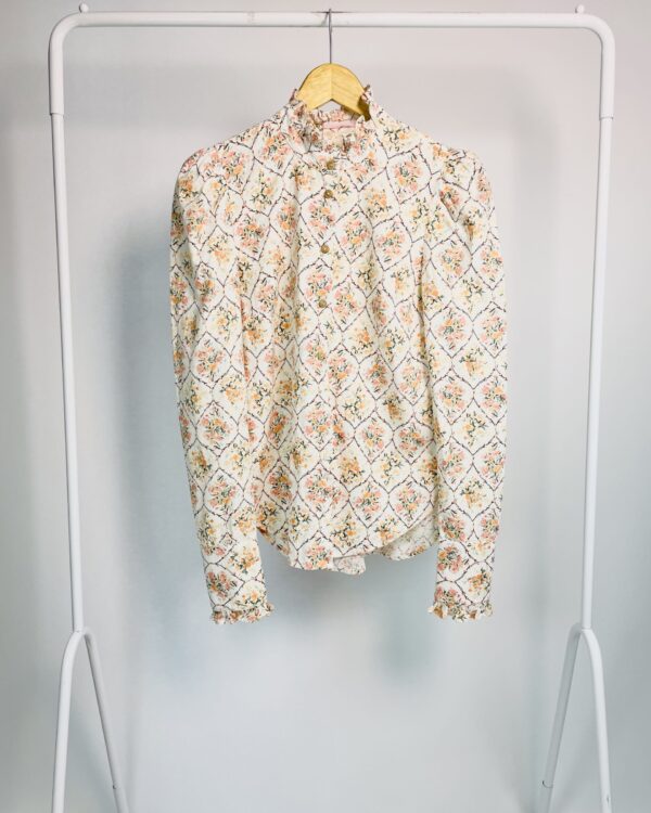 Camisa branca estampa florida e abbados na gola e manga VANVAN -PP - VENDIDO SISTEMA OTO