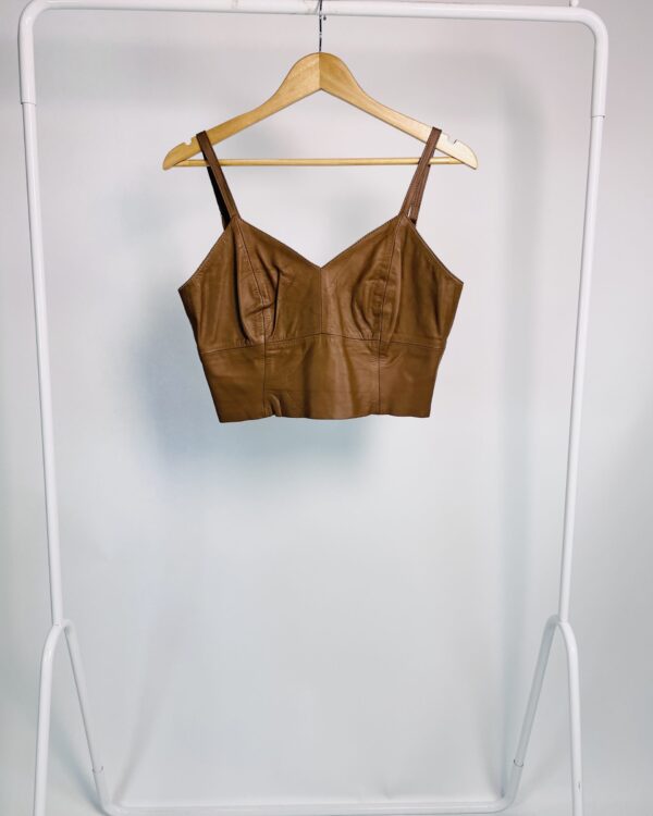 Blusa cropped marrom couro VANUTTI - 36 - VENDIDO SISTEMA OTTO