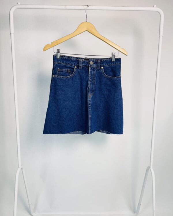 Saia curta lavagem jeans LOJA TRÊS - PP - VENDIDO SIST OTO