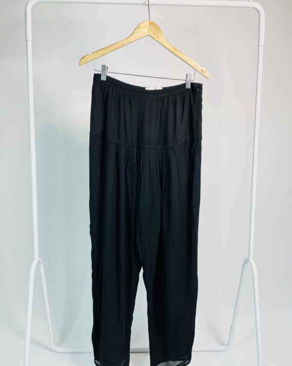 Calça preta CRIS BARROS - 38 - VENDIDO SIST OTO