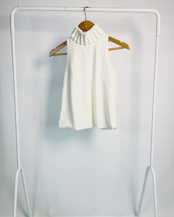 Blusa sem alça branca com gola alta MIXED - PP - VENDIDO SISTEMA OTO