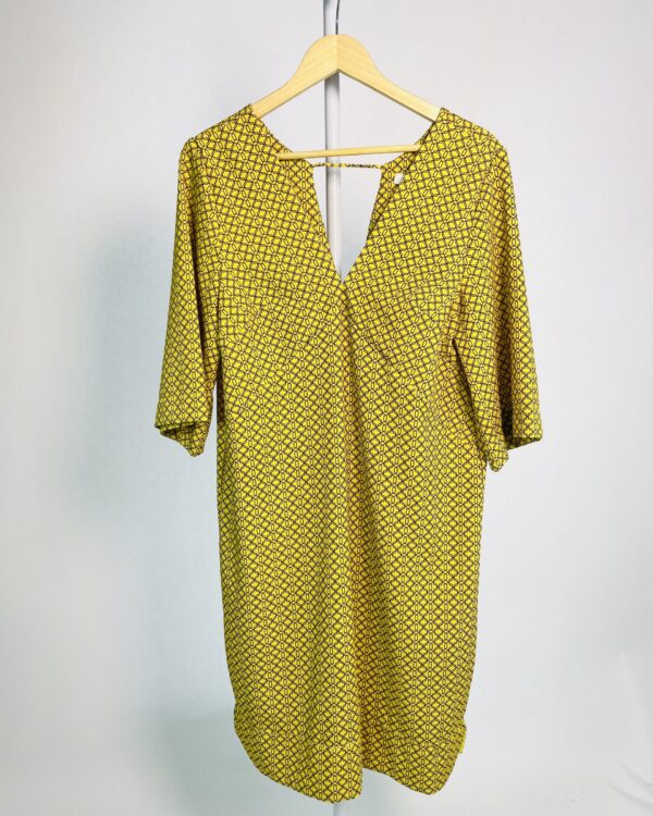 Vestido curto manga média mostarda com estampa geométrica ANIMALE - 42 - VENDIDO SISTEMA OTO