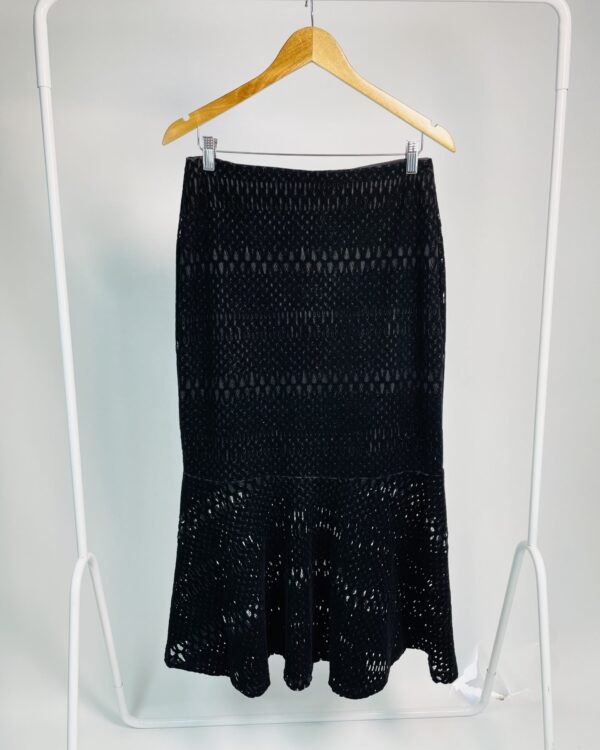 Saia midi preta veludo MARIA VALENTINA - G - VENDIDO SISTEMA OTO