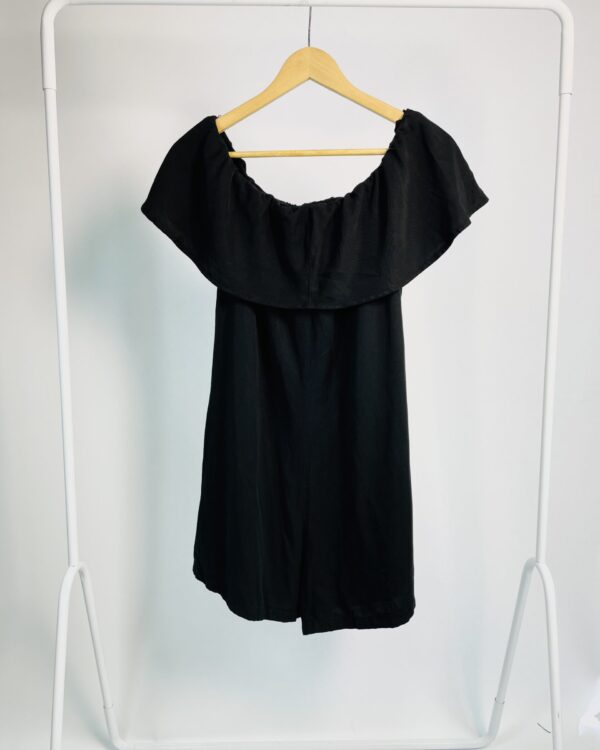 Macaquinho ombro a ombro preto ZARA - M *nunca usado* - VENDIDO SISTEMA OTO