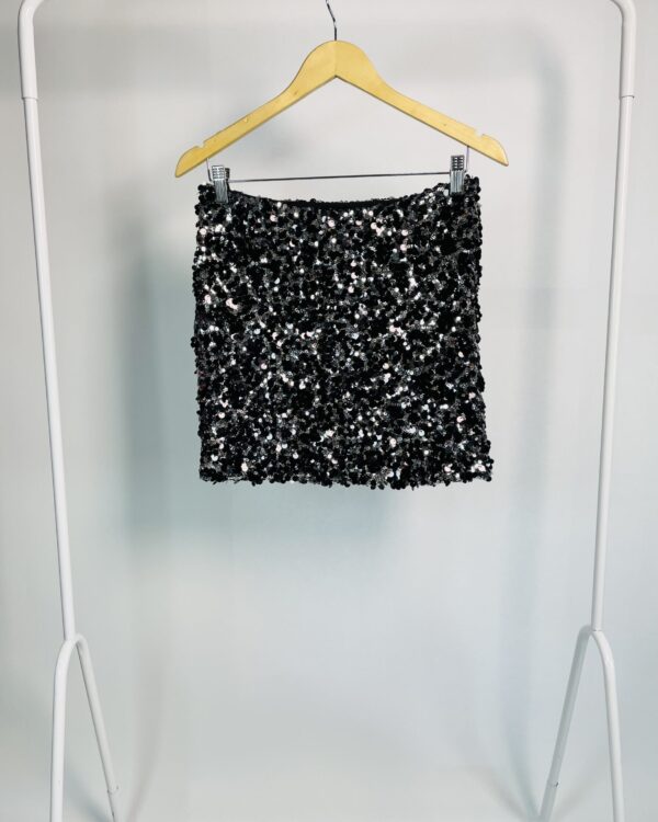 Saia curta paete preta e prata ANIMALE JEANS - P *nunca usada* - VENDIDO SISTEMA OTO