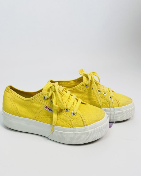 Tênis amarelo SUPERGA - 34