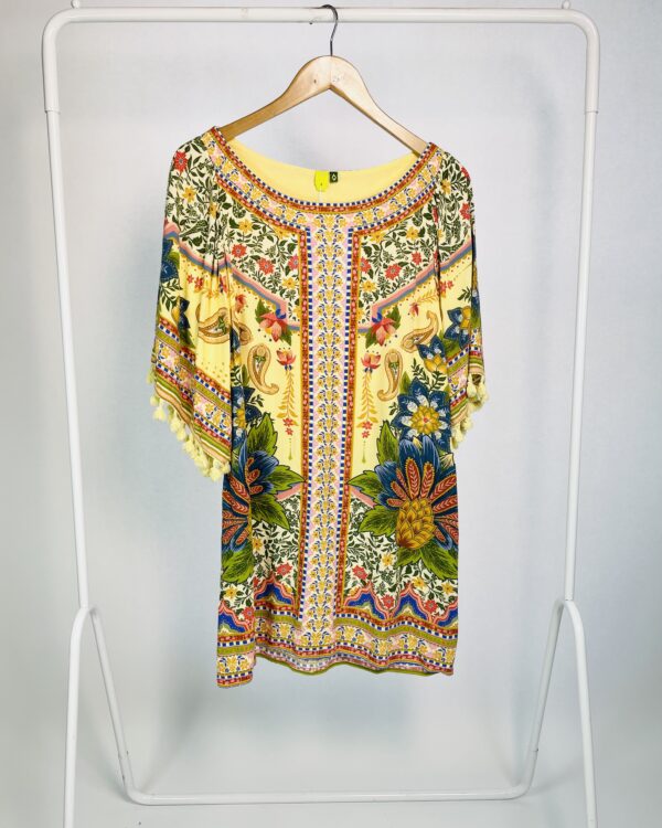 Vestido curto amarelo estampado com detalhes de barbicachos nas mangas FARM - PP