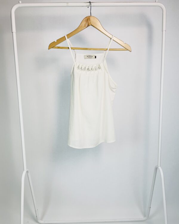 Blusa linho alça fina off white pérolas na frente ELLIS CLOTHING - P *nunca usado* - VENDIDO SISTEMA OTO