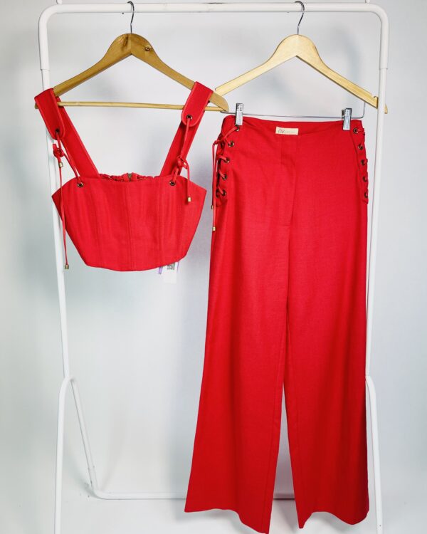 Conjunto vermelho com amarração na calça e lastex no cropped NV - PP - VENDIDO SISTEMA OTO