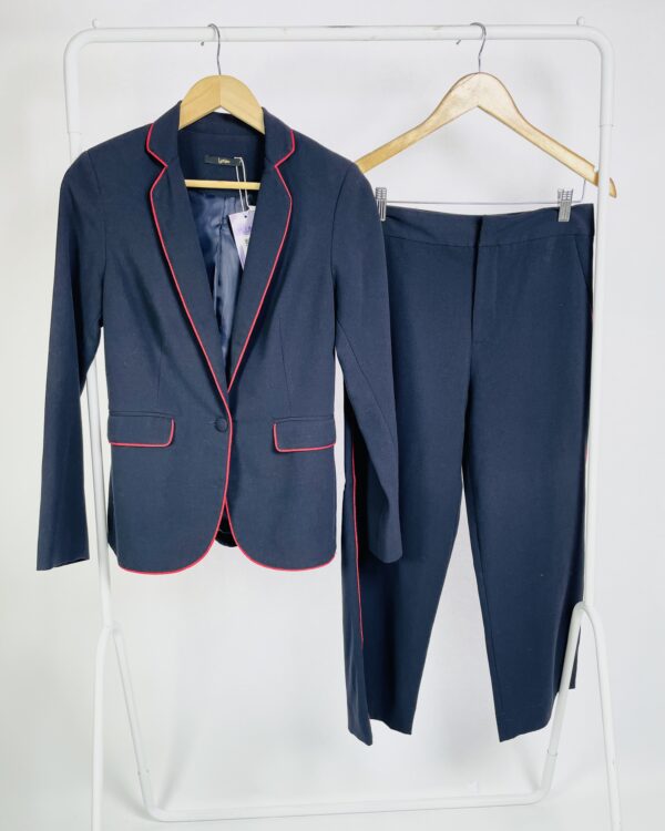 Conjunto calça e blazer azul marinho com viés vermelho LEELOO - P - VENDIDO SISTEMA OTO
