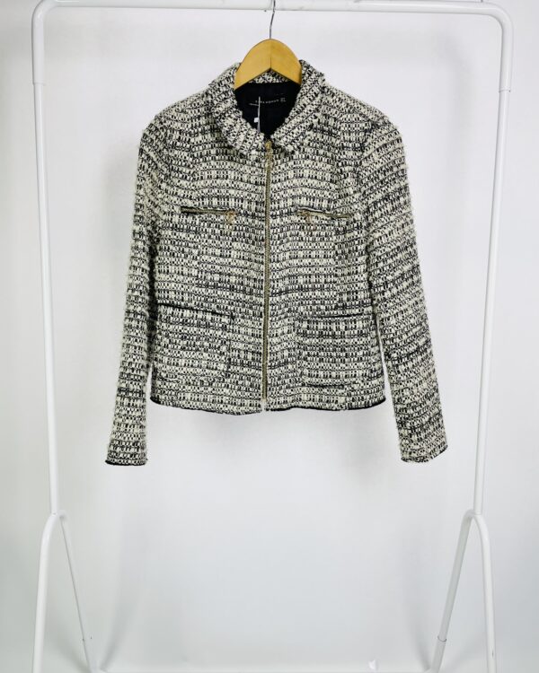Casaquete tweed off white com detalhes pretos ziper amarelo ZARA - M - VENDIDO SISTEMA OTO