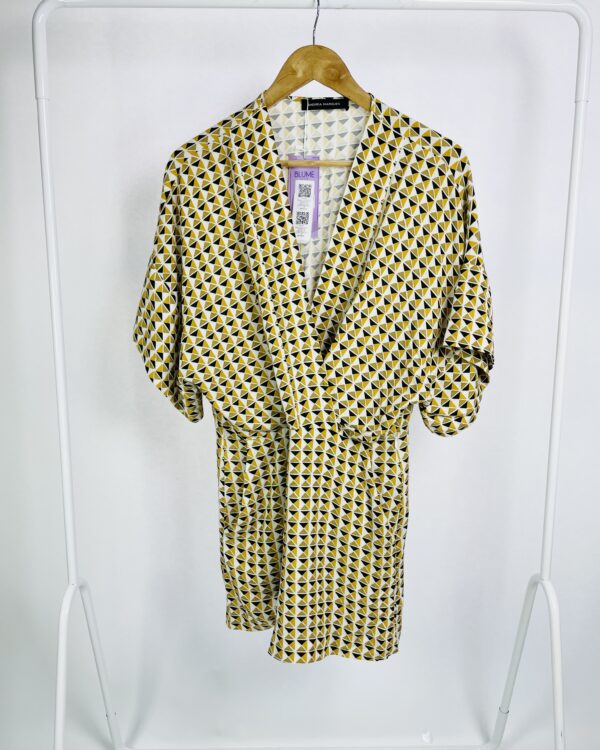 Macacquinho branco com estampa geométrica mostarda e azul ANDREA MARQUES - 38 - VENDIDO SISTEMA OTO