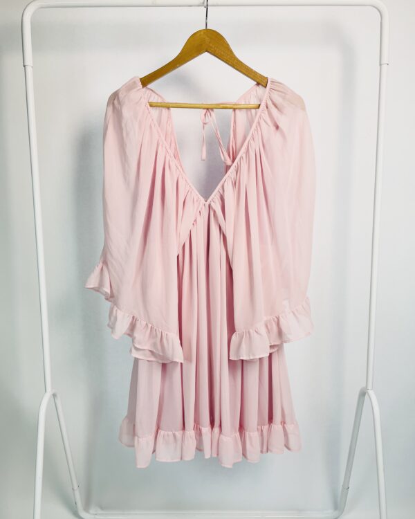 Vestido curto rosa claro com babados nas mangas e barra AVE RARA - 40 - VENDIDO SISTEMA OTO