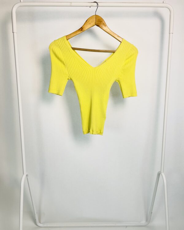 Blusa tricot verde lima decote v CORTELLE - PP VENDIDO SISTEMA OTO