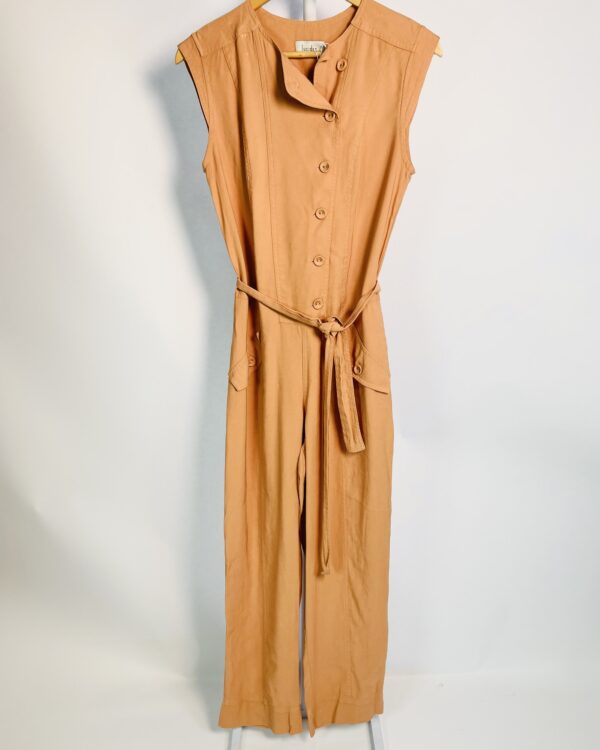 Macacão terracota com botões na frente e faixa na cintura LUCIDEZ - 38