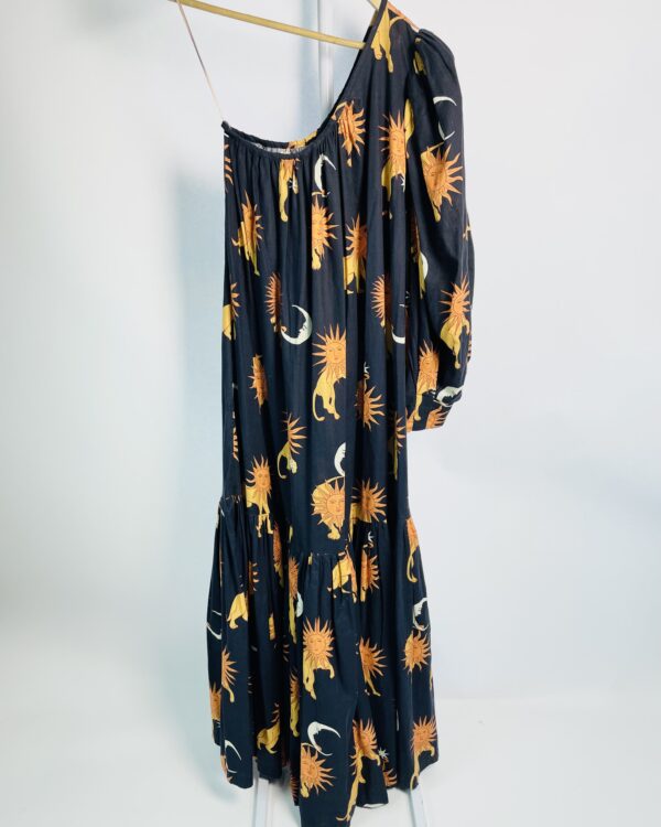 Vestido longo um ombro so estampa sol VALONIA VERAS - P - VENDIDO SISTEMA OTO