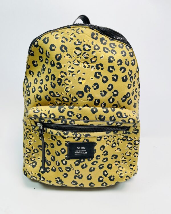Mochila amarela estampa onça SCHUTZ