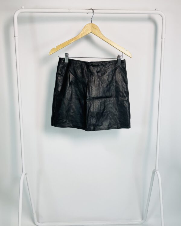 Saia couro curta AGILITA - 40