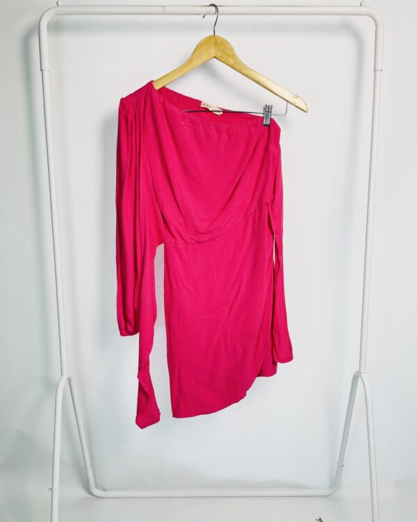 Vestido curto rosa de um ombro só e amarração na frente OH BOY - P - VENDIDO SISTEMA OTO