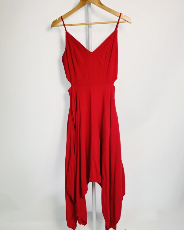 Vestido midi vermelho com recortes na cintura e amarração MARIA FILÓ - P - VENDIDO SISTEMA OTTO